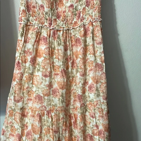 Floral Puff Sleeve dress - Picture 3 of 5